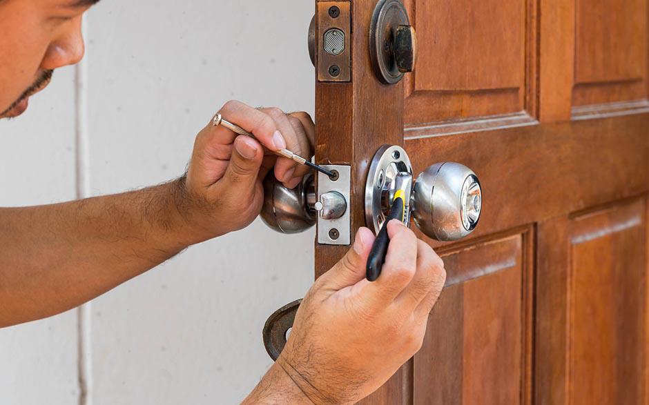 ouverture de porte coincée Miramas